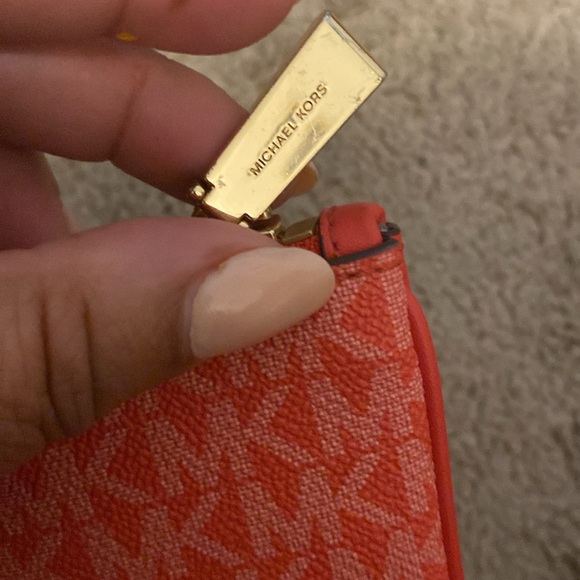 Michael Kors wallet - Picture 4 of 4